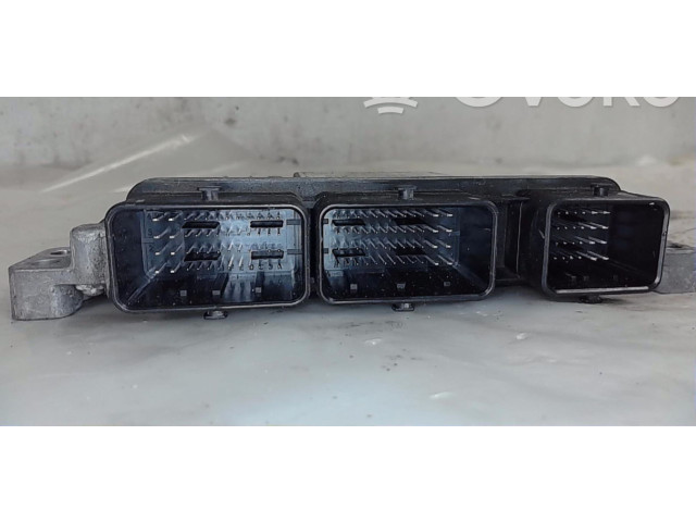 Řídící jednotka 237103942R   Renault Clio III 2011