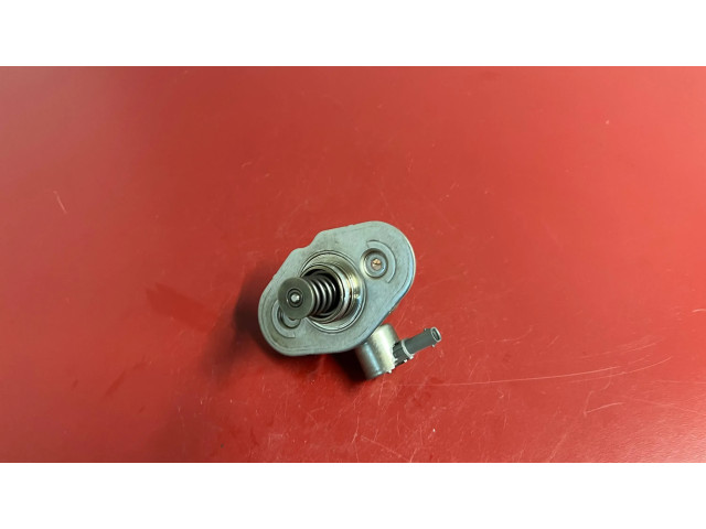 Vstřikovací čerpadlo 7636881, 13517636881   BMW X1 F48 F49  pro benzínový motor 2.8  