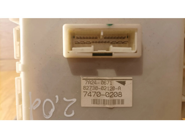   Pojistková skříňka 7A240671, 8273002120A   Toyota Auris 150 2007