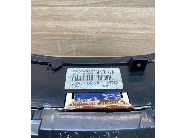 Панель приборов 3B0920825A, 110080052   Volkswagen PASSAT B5.5       