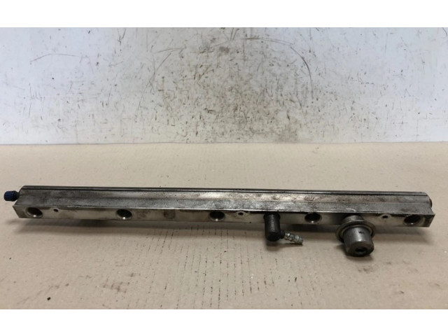 Vstřikovací lišta 92027101185146, 92027101185146   Volvo S60    B5244S2 