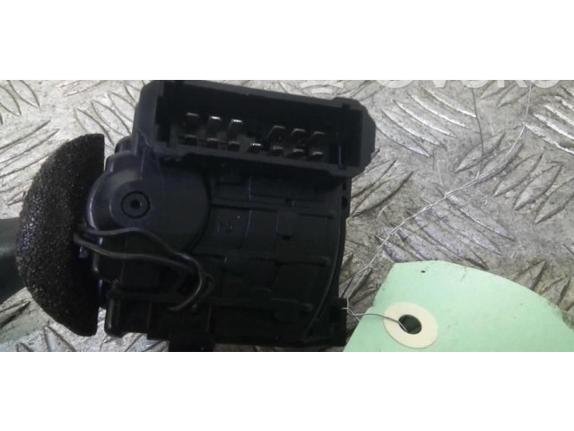 Ручка стеклоочистителей 7701036542   Renault Safrane