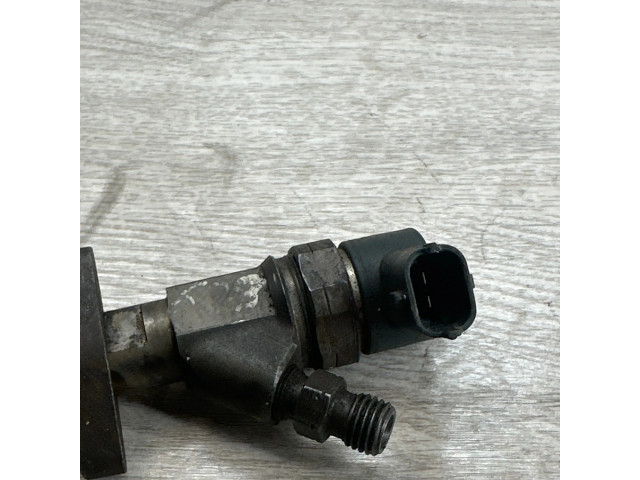 Vstřikovač 8200084534   Renault Vel Satis  pro naftový motor 2.2  