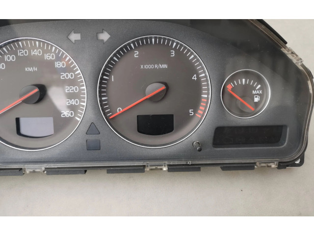 Přístrojová deska  Volvo V70 2006 30746102, 224894700T  