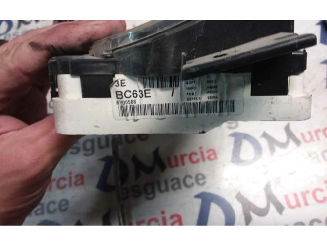 Přístrojová deska  Nissan Micra  BC63E  