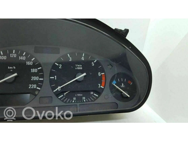 Přístrojová deska  BMW 3 E36 1991 8353822  