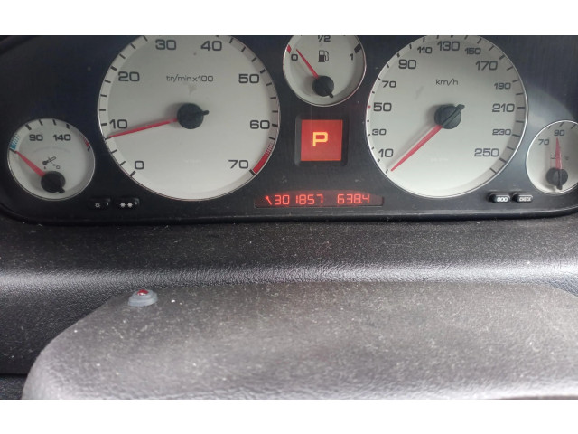 Přístrojová deska  Peugeot 607 2001 9639118680  