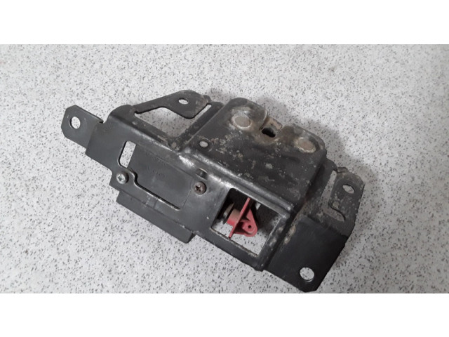 Замок багажника 51247026192    BMW 3 E46 1998-2005 года