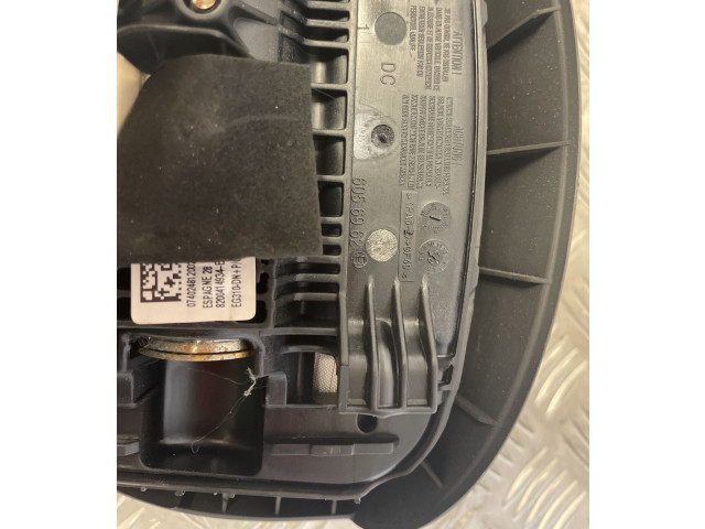 Подушка безопасности водителя 6056962   Renault Megane II