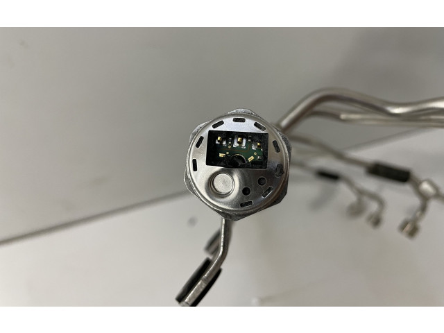 Vstřikovací lišta 1234567   BMW 2 F22 F23    N55 B30 A 