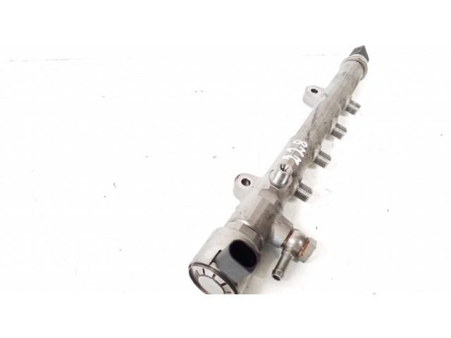 Vstřikovací lišta A6510700495   Mercedes-Benz E C207 W207  pro naftový motor 2.2 651911 