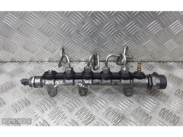Vstřikovací lišta 0445214250   Nissan X-Trail T31     