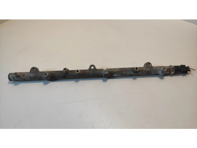 Vstřikovací lišta 0445216002, 0281002405   BMW 5 E39  pro naftový motor 2.9  