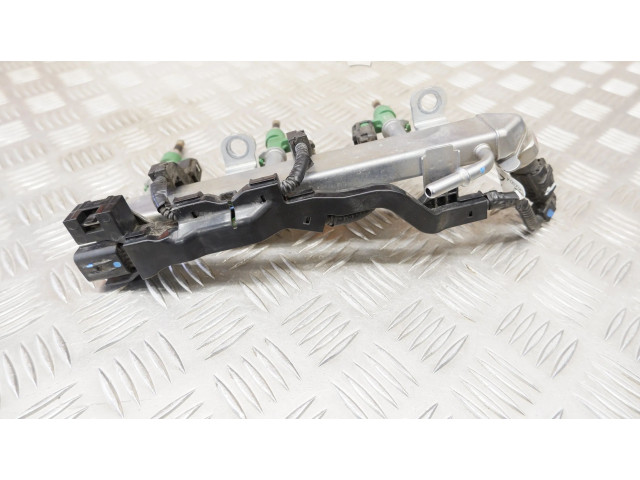 Vstřikovač 82125K0030, 8945833041   Toyota Yaris XP210     