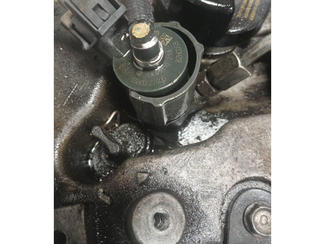 Vstřikovač 0445110258   KIA Carens II    D4EA 