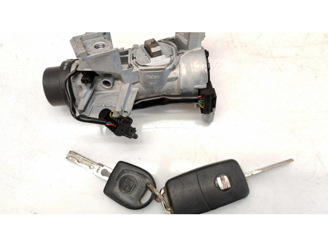 Řídící jednotka 03G906021LP, 0281013283   Seat Toledo III (5P) 2007
