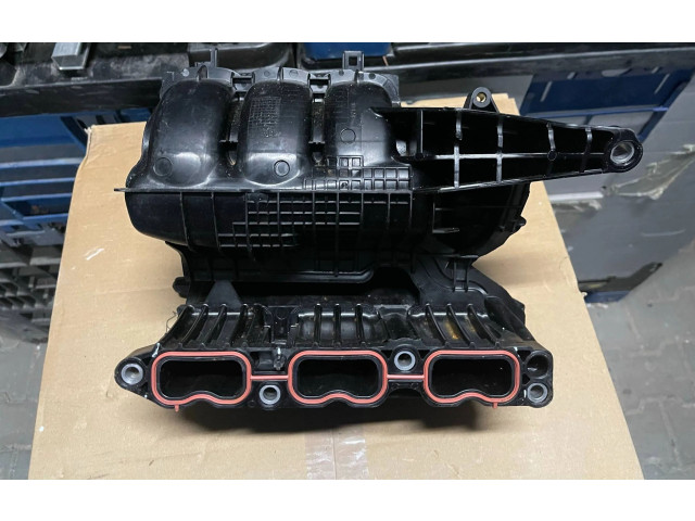 Vstřikovač 17101F3040, 117422V2   Toyota Yaris XP210     