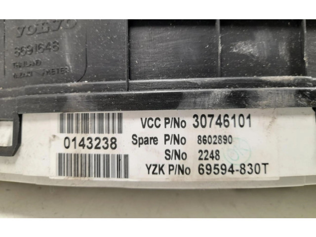 Přístrojová deska  Volvo XC90  30746101  