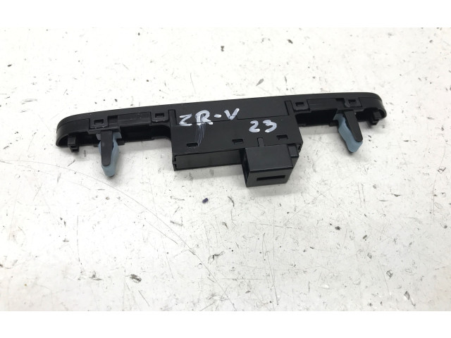 Дисплей    M89639, M89639   Honda ZR-V