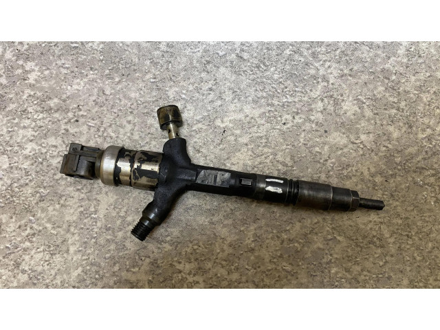 Форсунка 2367027020    Toyota Corolla E120 E130 для дизельного двигателя  2