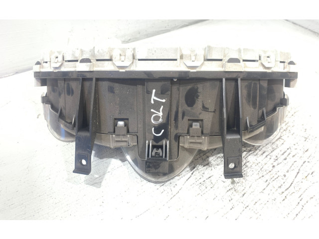 Панель приборов MM0038001, 20060600   Mitsubishi Colt       