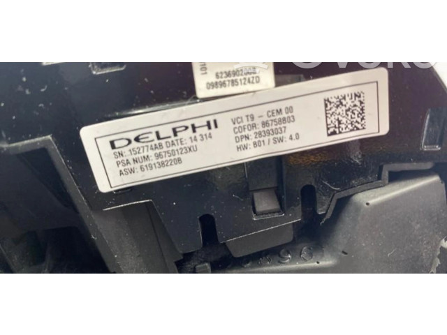 Volant Peugeot 308 2014 96785124ZD  