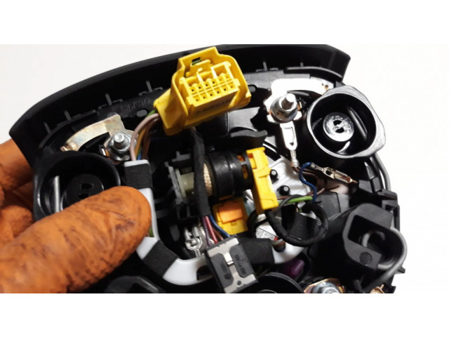 Подушка безопасности водителя 8W0880201AQ, 8W0880201   Audi A4 S4 B9