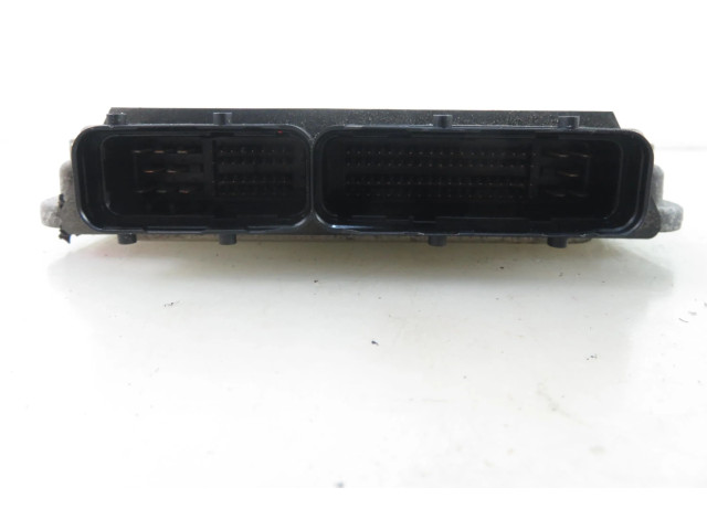 Řídící jednotka 0281014846, 8966102S80   Toyota Auris 150 2009