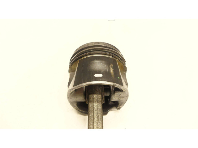 Píst 82L175, FO61   Volvo S60    D4204T5 D4204T14 