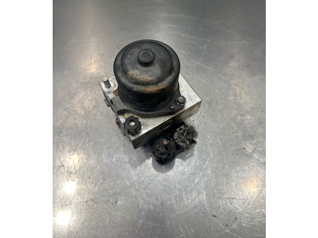 Jednotka ABS 4451026030, 170010222036   Toyota Hiace (H200) 2008