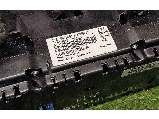 Přístrojová deska  Volkswagen Jetta USA 2019 5C6920956A  