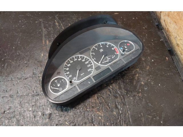 Přístrojová deska  BMW 3 E46 2005 8387604, 62118387604  