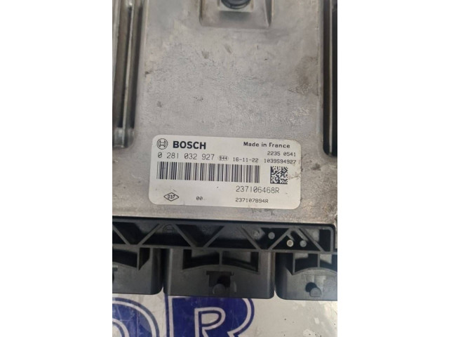 Блок управления двигателя 237106468R   Renault Express