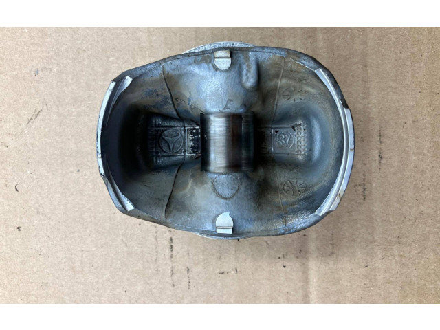 Píst A2741517   Mercedes-Benz C W205    M274,920 