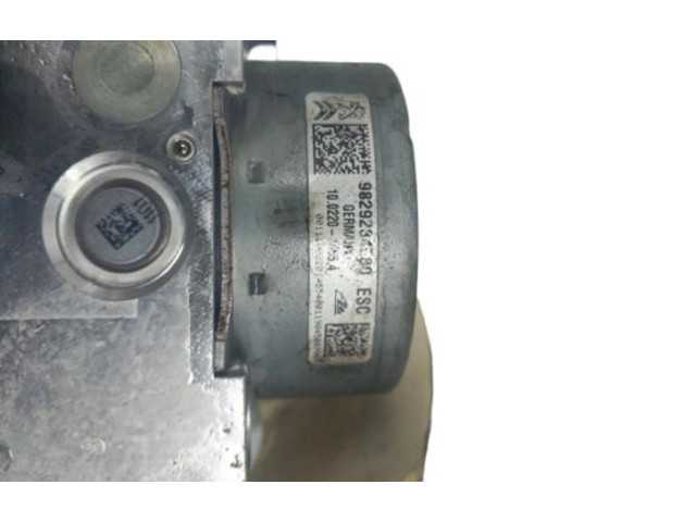 Jednotka ABS 1640634380   Peugeot 2008 I 2013