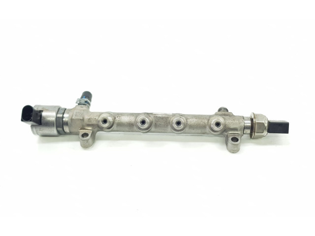 Топливная рампа 04L130089G, 04L130089H   Seat Ateca  