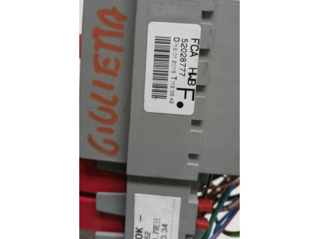 Блок предохранителей 52028777, 52028777   Alfa Romeo Giulietta    