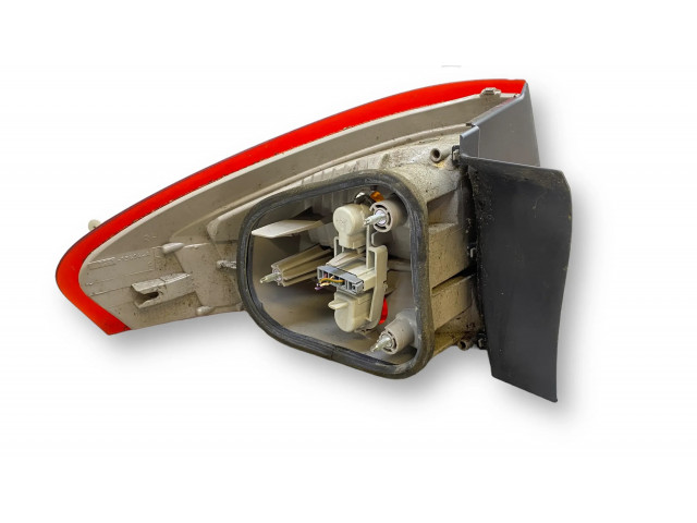 Задний фонарь правый сзади     Ford Mondeo MK IV   2007-2014 года