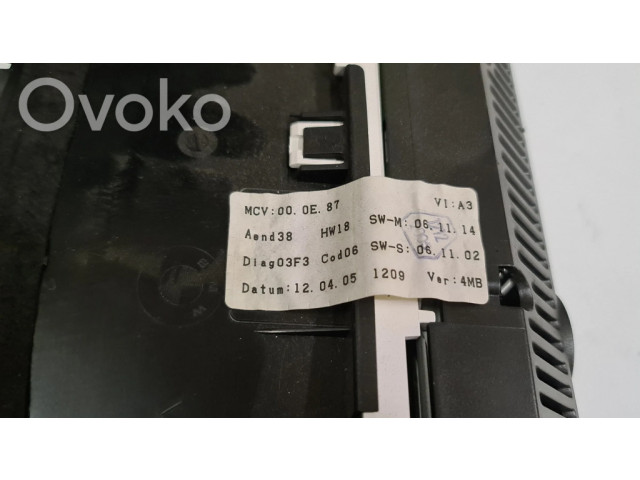 Přístrojová deska  BMW 7 E65 E66 2007 6956632  