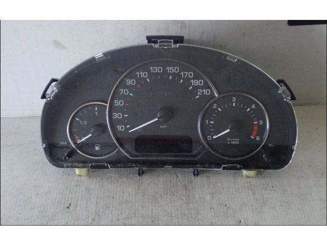 Панель приборов    Peugeot 1007       