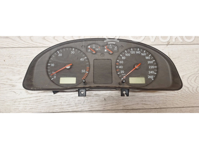 Панель приборов 110008960045   Volkswagen PASSAT B5.5       