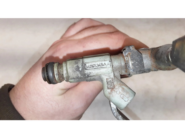 Vstřikovací lišta 04669768, 04891345AA   Chrysler PT Cruiser  pro benzínový motor 2.0  