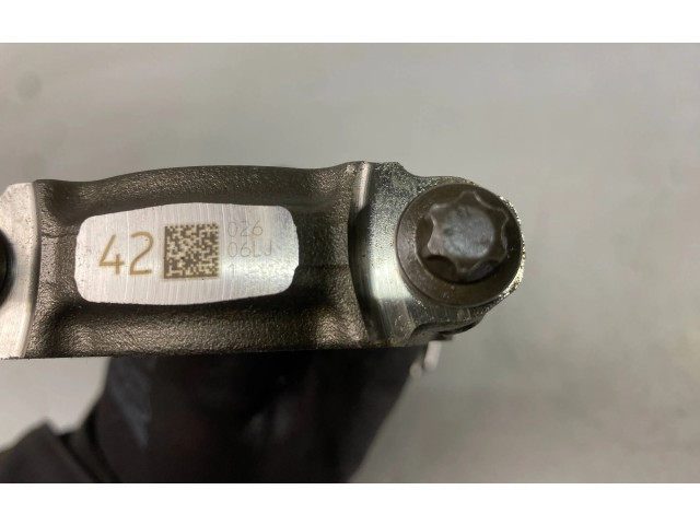  Поршень с шатуном DNUE 02606LJ1, 4202606LJ1  Audi A3 S3 8V  