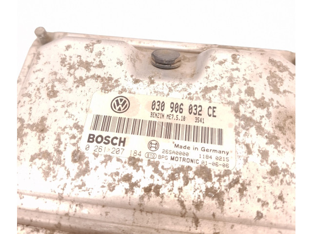 Комплект блоков управления 030906032CE, 0261207184   Volkswagen Polo III 6N 6N2 6NF