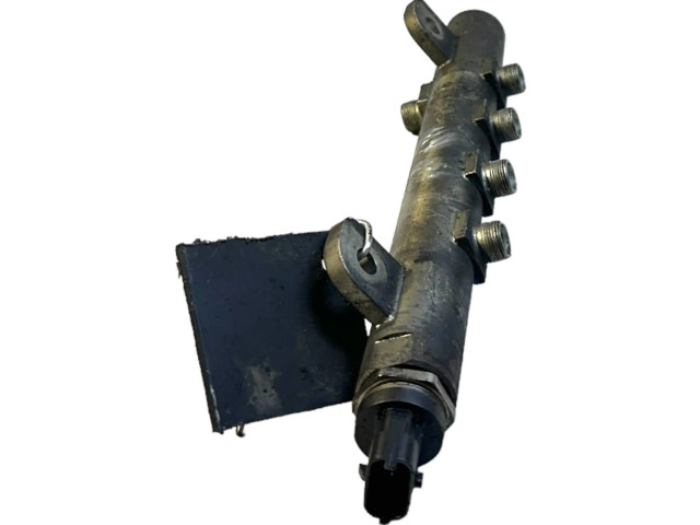 Vstřikovací lišta 0445214058, 002637   Fiat Croma  pro naftový motor 1.9  
