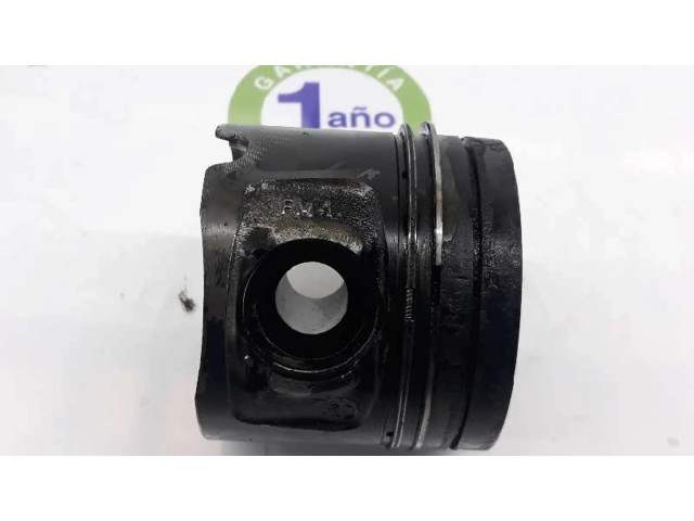 Píst 11257803033   BMW 5 E39   2.0  