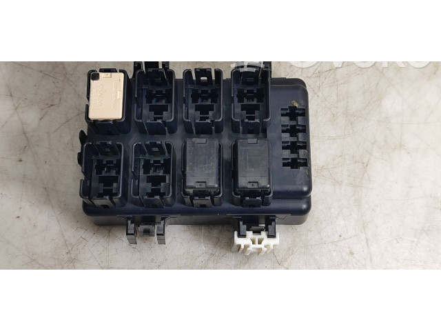   Pojistková skříňka LB800101B, 1567001020   Subaru Forester SH 2009