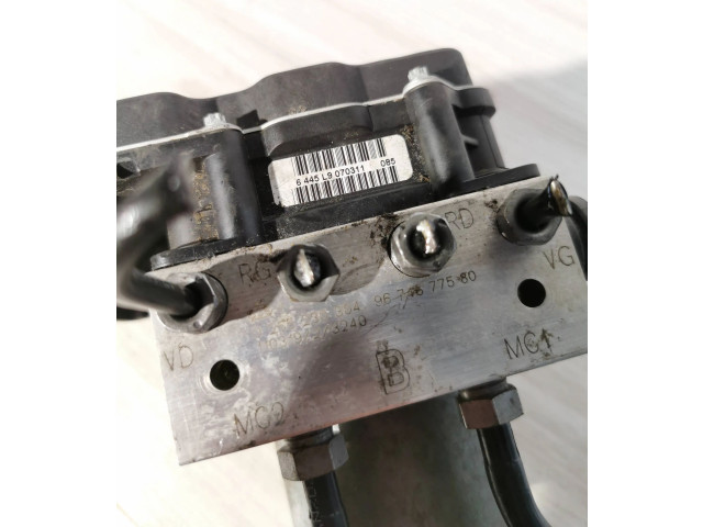 Jednotka ABS 9676244880, 9674677580   Peugeot 3008 I 2010