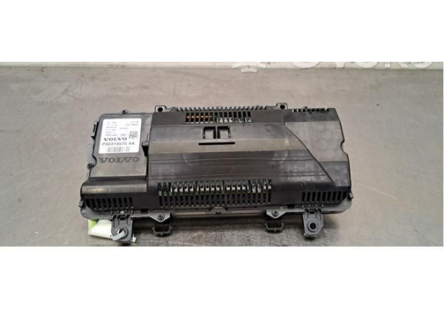 Панель приборов 32374575   Volvo V60       