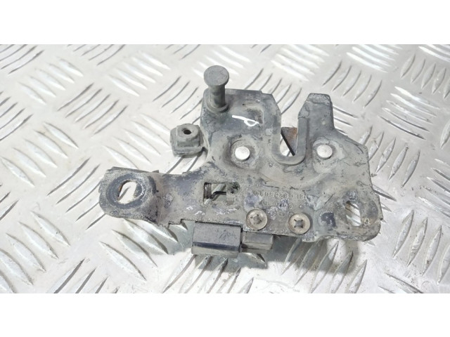 Замок капота 8L0823509   Audi A3 S3 8L